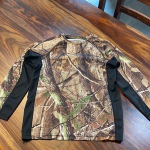 Like NEW! Boys Realtree shirt